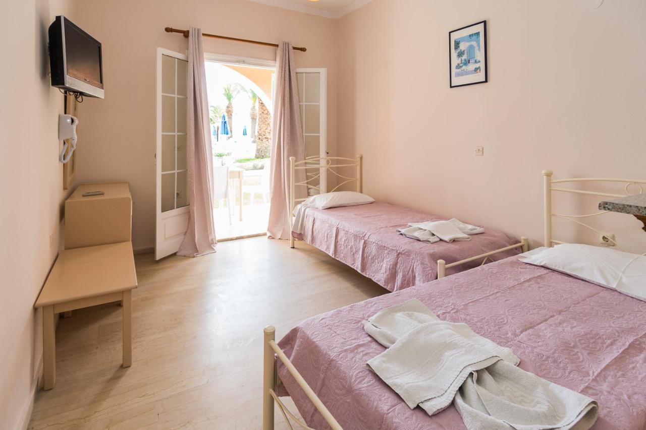 Pythari Apartments Laganas Bagian luar foto